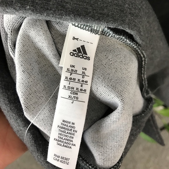 Women’s Adidas Sweater NWT Gray XL - Picture 2 of 11